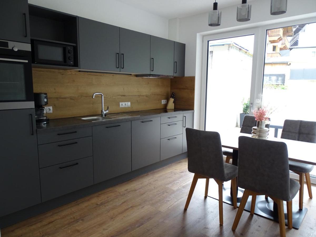 Apartment Alpenresidenz M Vermietungs Kg *